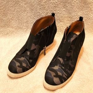 Paolo- Felicia Wedge Sneaker